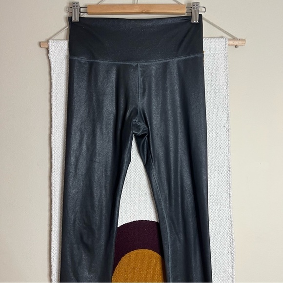 Athleta Elation Ultra High Rise Shimmer Tight size xsmall - Picture 4 of 8